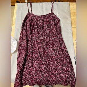 SIZE MEDIUM WILD FABLE LOOSE FLORAL PINK DRESS